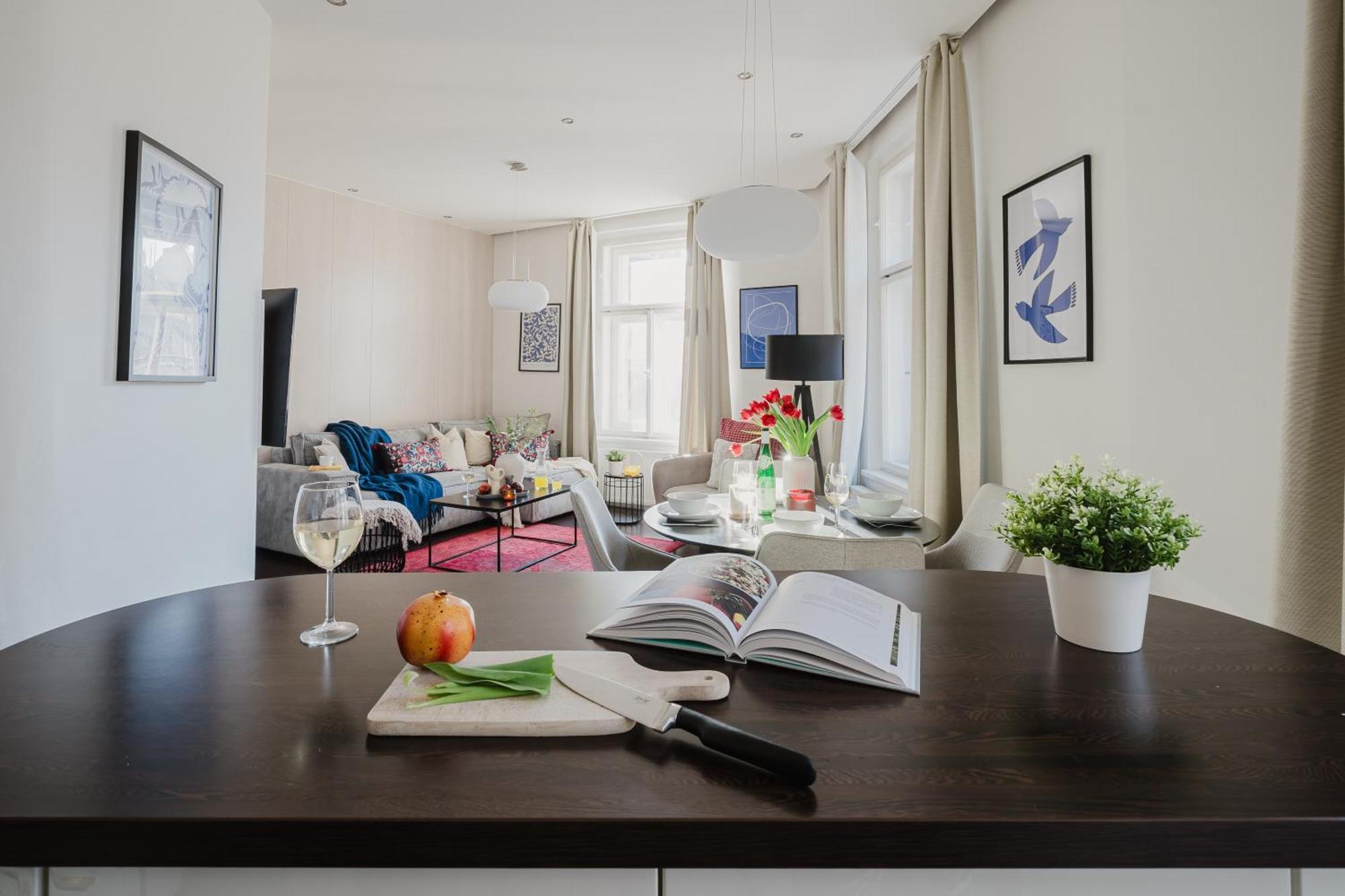 Prague Days - Stylish Apartment - Netflix - Hip District المظهر الخارجي الصورة