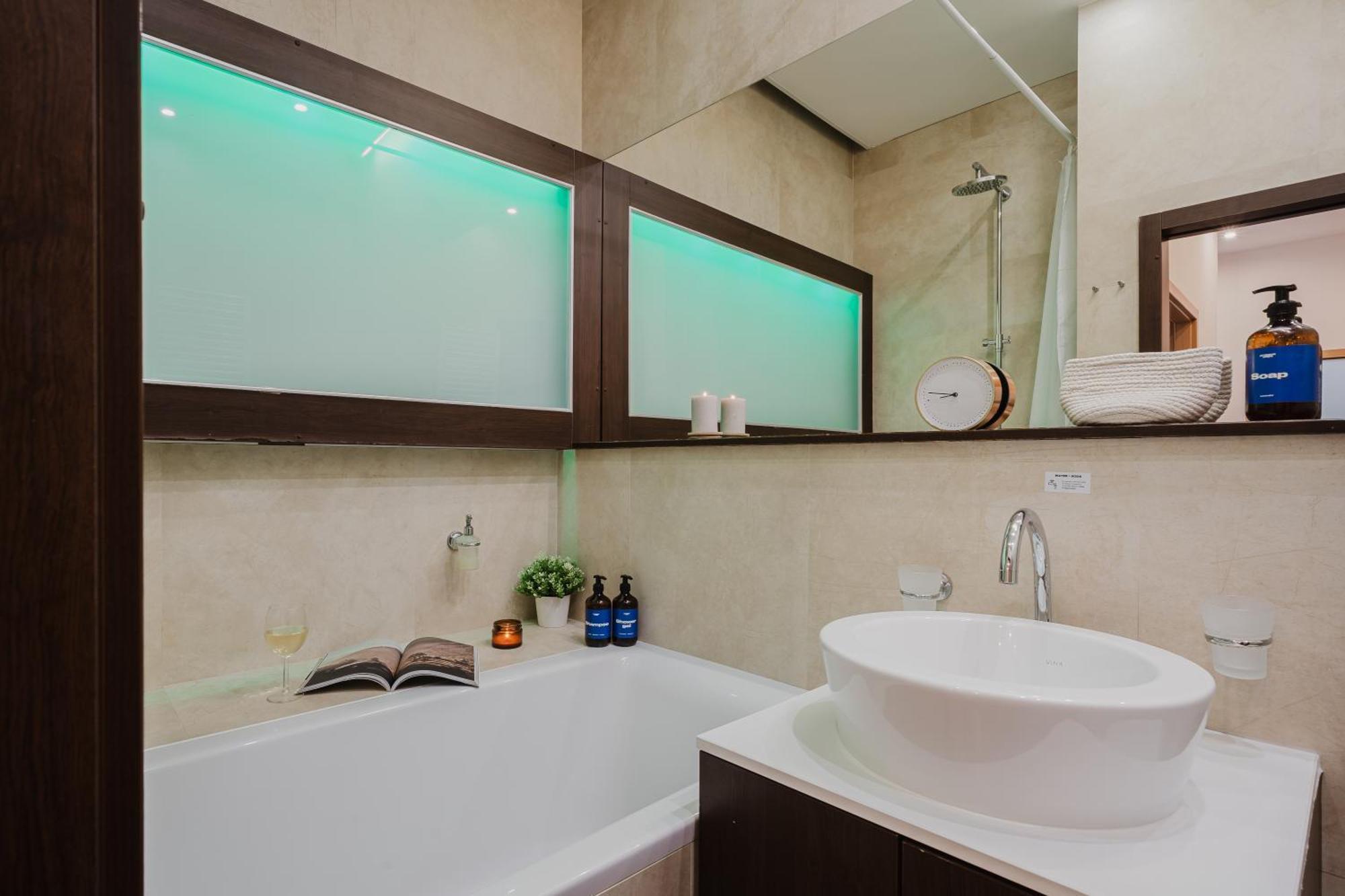 Prague Days - Stylish Apartment - Netflix - Hip District المظهر الخارجي الصورة