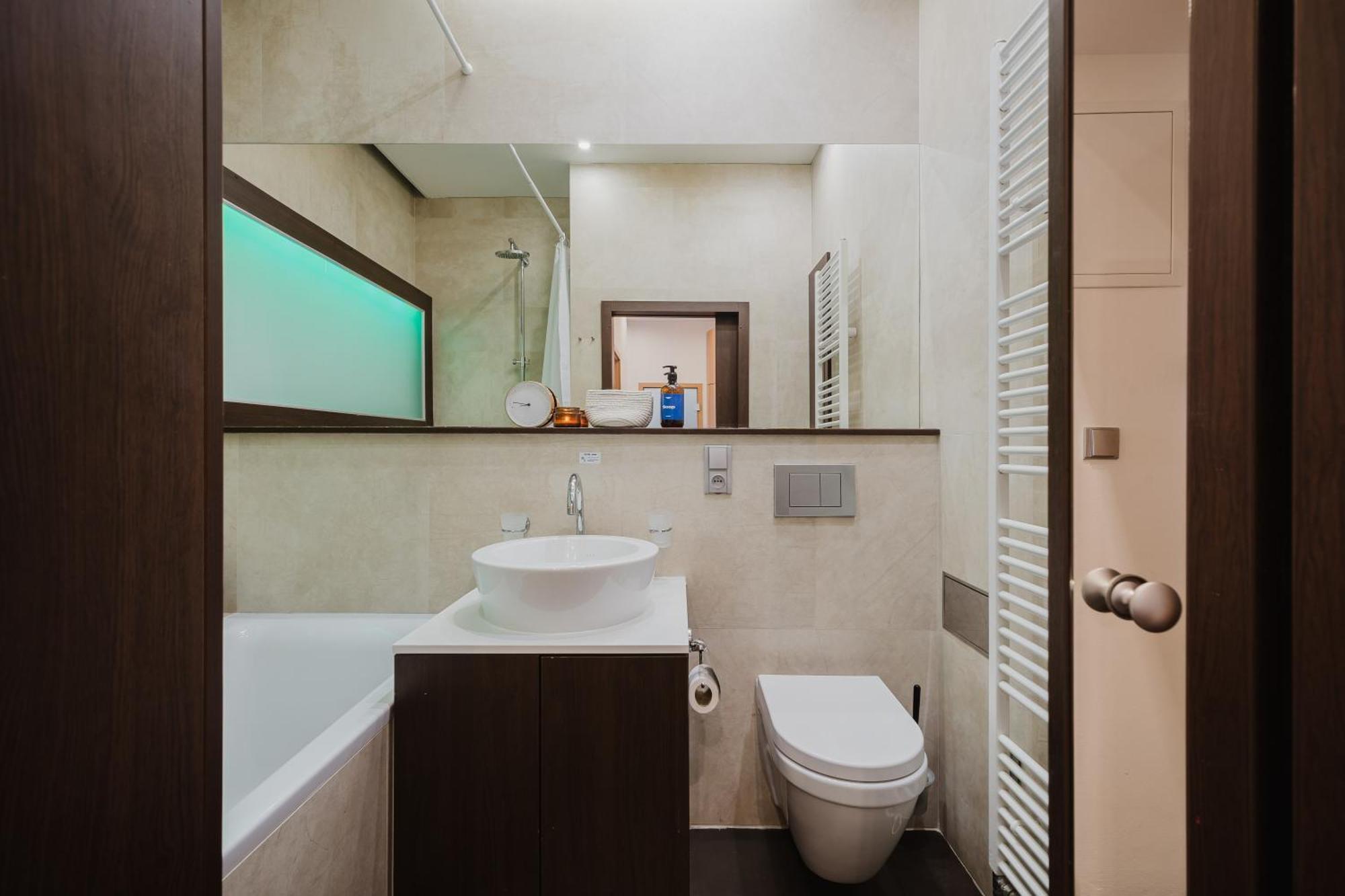 Prague Days - Stylish Apartment - Netflix - Hip District المظهر الخارجي الصورة